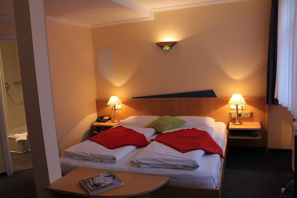 Hotel An Der Stadtmauer ミュールハウゼン 部屋 写真